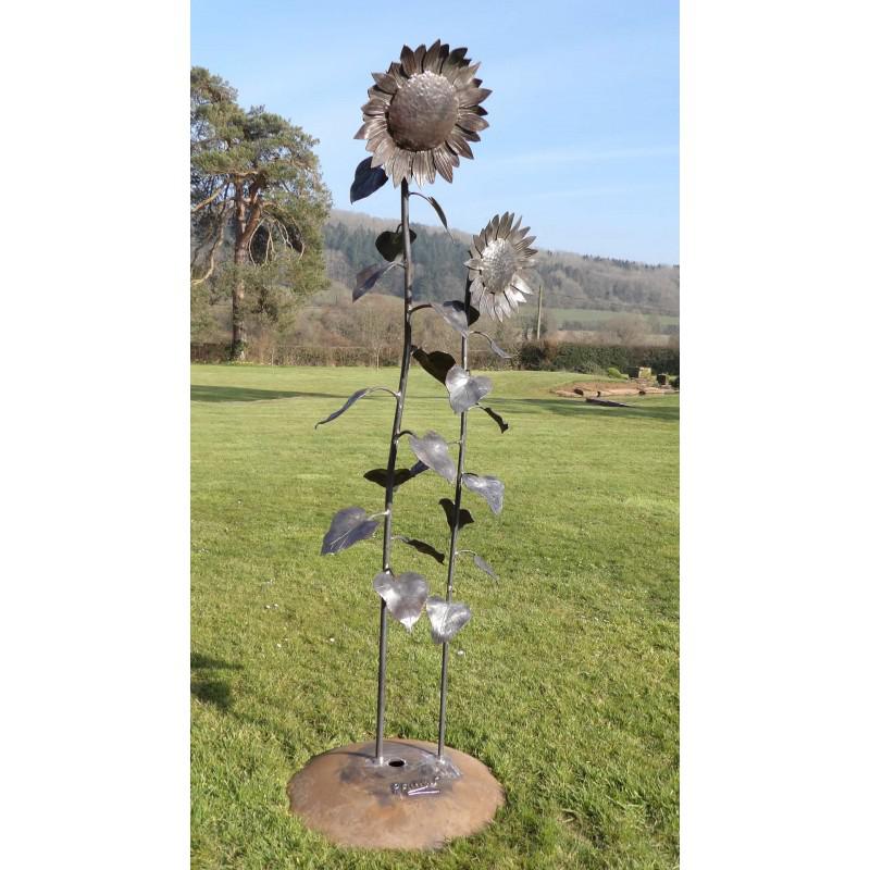 Sunflower Modern Metal Garden Sculpture Holloways Garden Ornaments