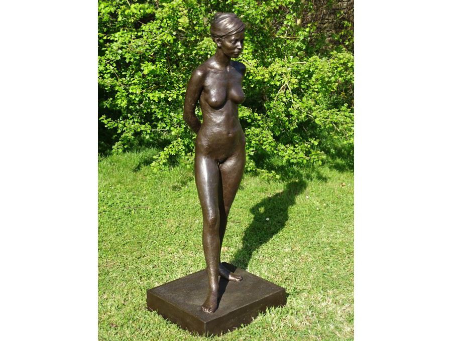 Karen Bird 'Helen'