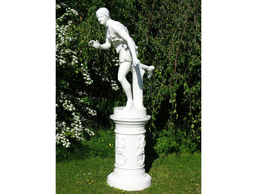 Antique French statue, Atalanta