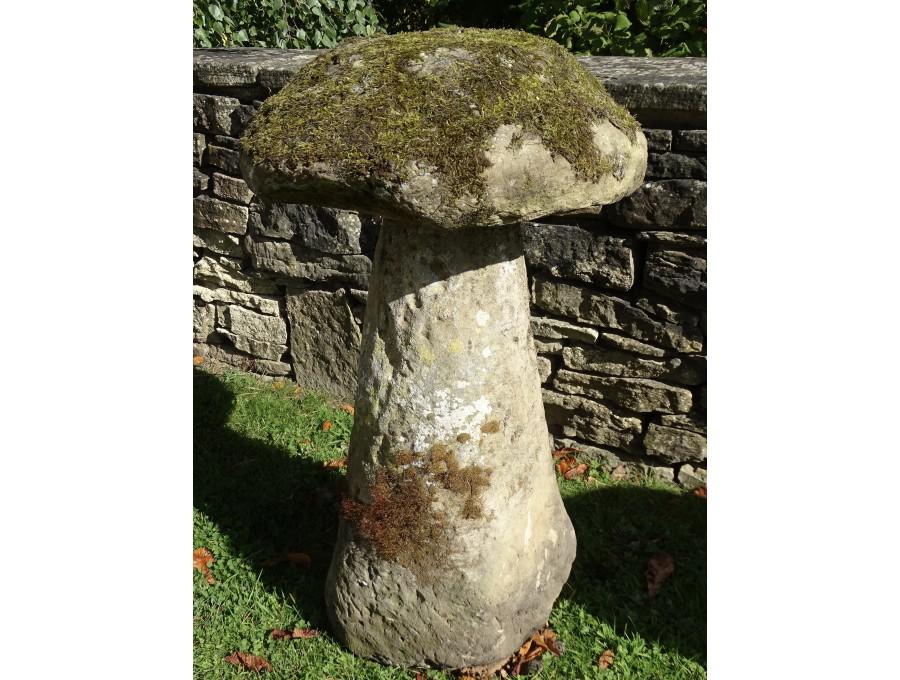 Antique Sandstone Staddlestone