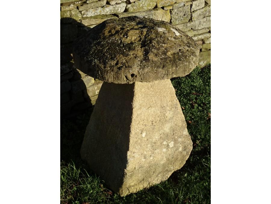 Antique Limestone Staddlestone