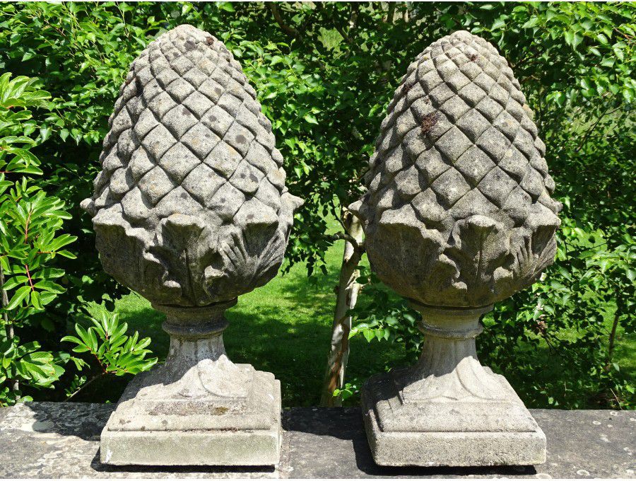 Pineapple Gate Finials (Pair)