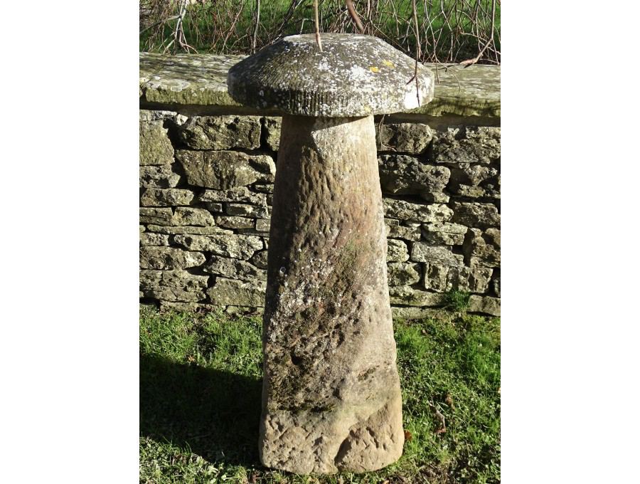 Antique Sandstone Staddlestone