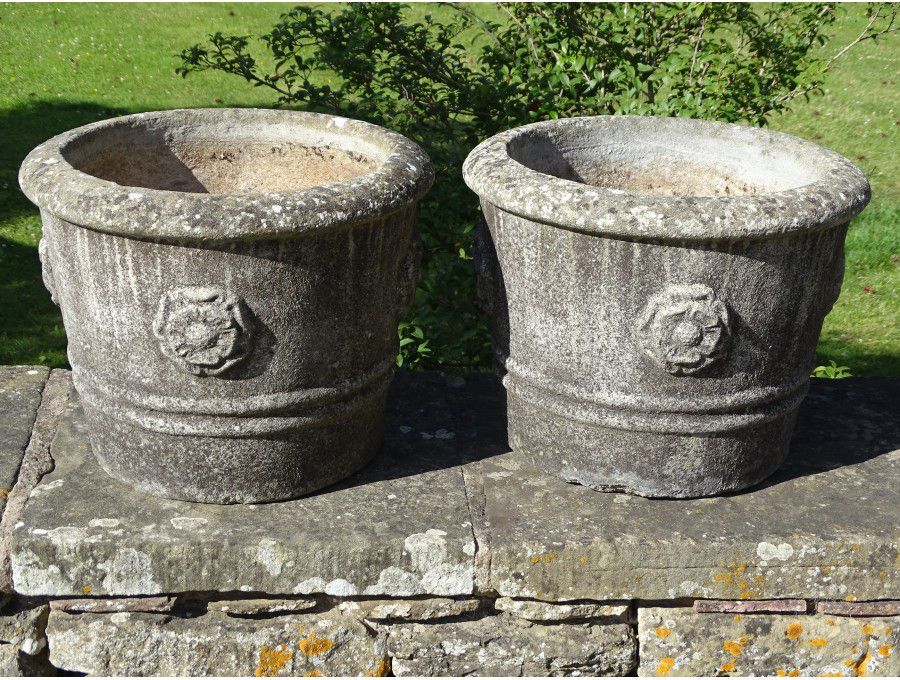 Tudor Rose Planters (Pair)