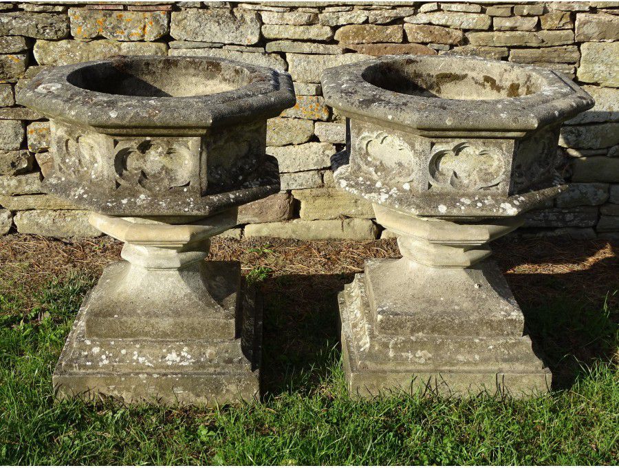 Weathered Gothic Garden Urns (Pair)