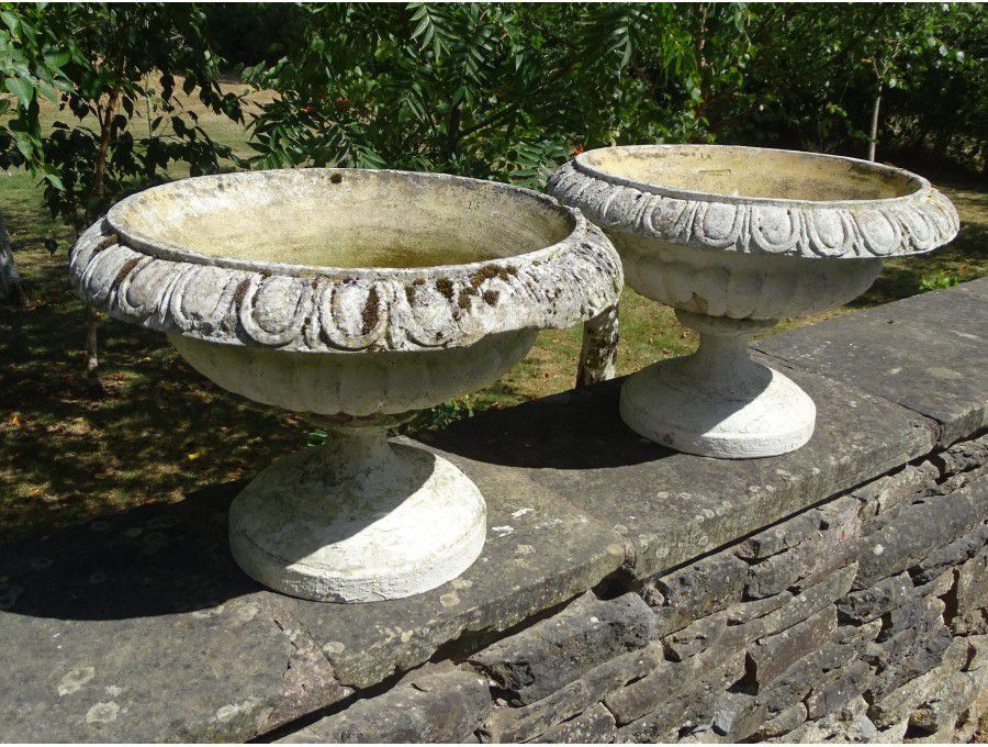 Farnley Terracotta Urns (Pair)