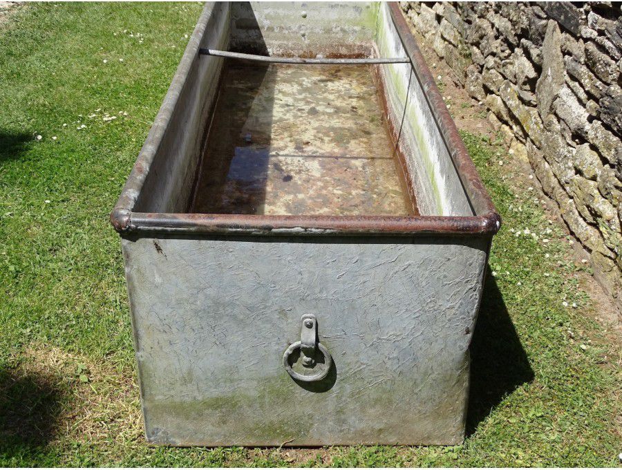 Vintage Galvanised Iron Tank Holloways Garden Antiques