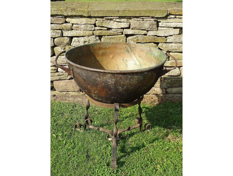 Vintage Copper Planter on Stand