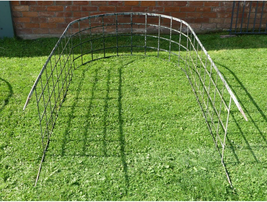 Vintage Iron Arch