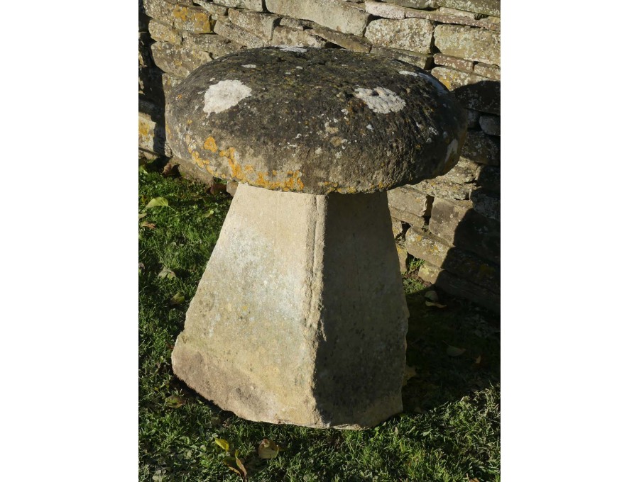 Antique Limestone Staddlestone