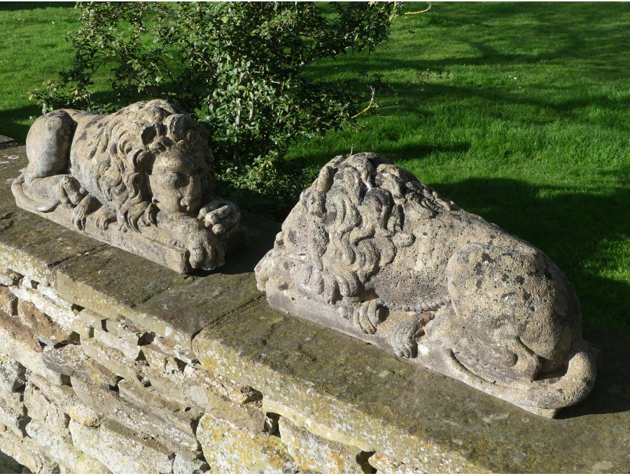 Sleeping Canova Lions (Pair)