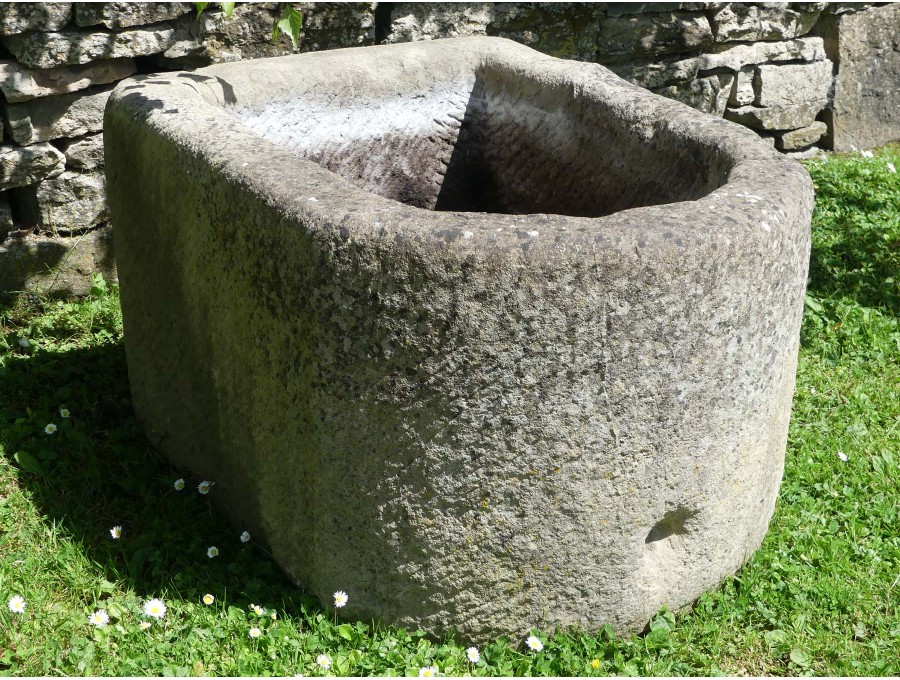 Large D-end Garden Trough