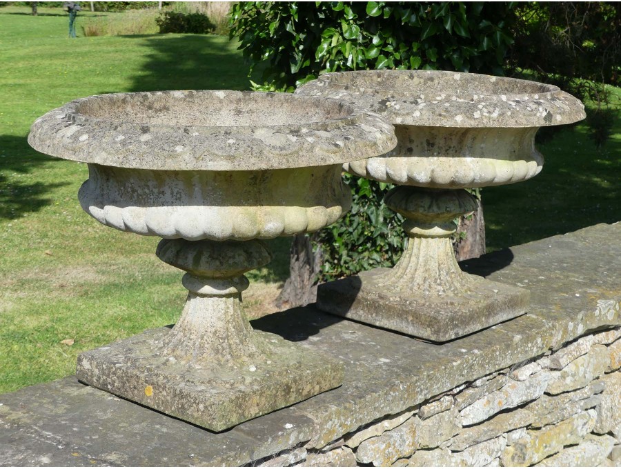 Weathered Garden Urns (Pair)