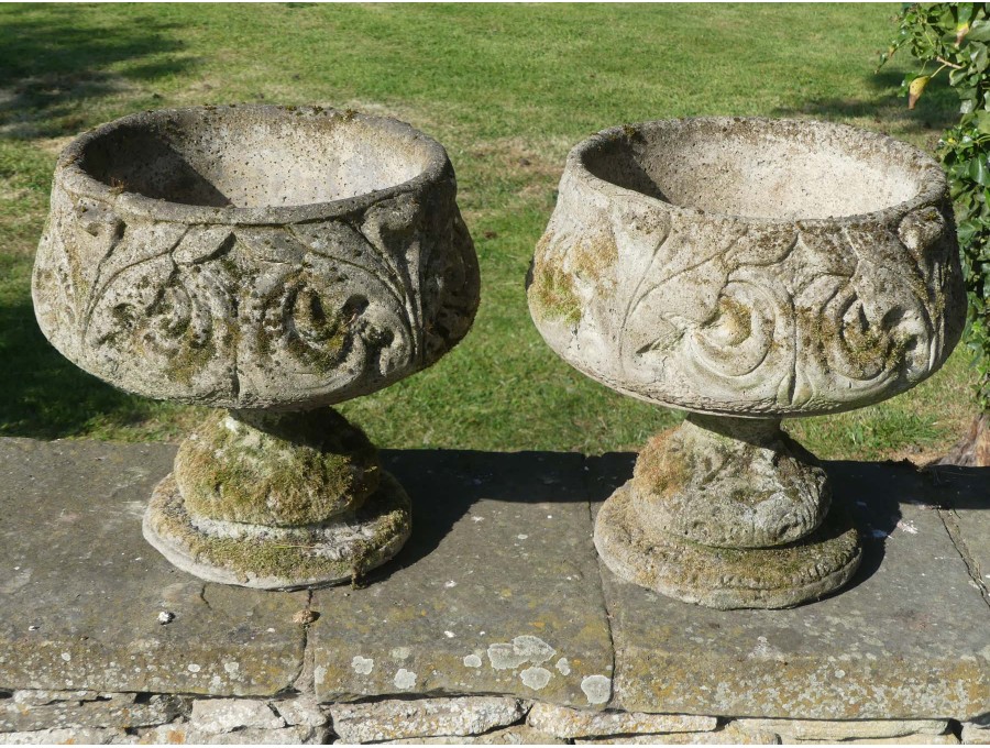 Weathered Garden Urns (Pair)