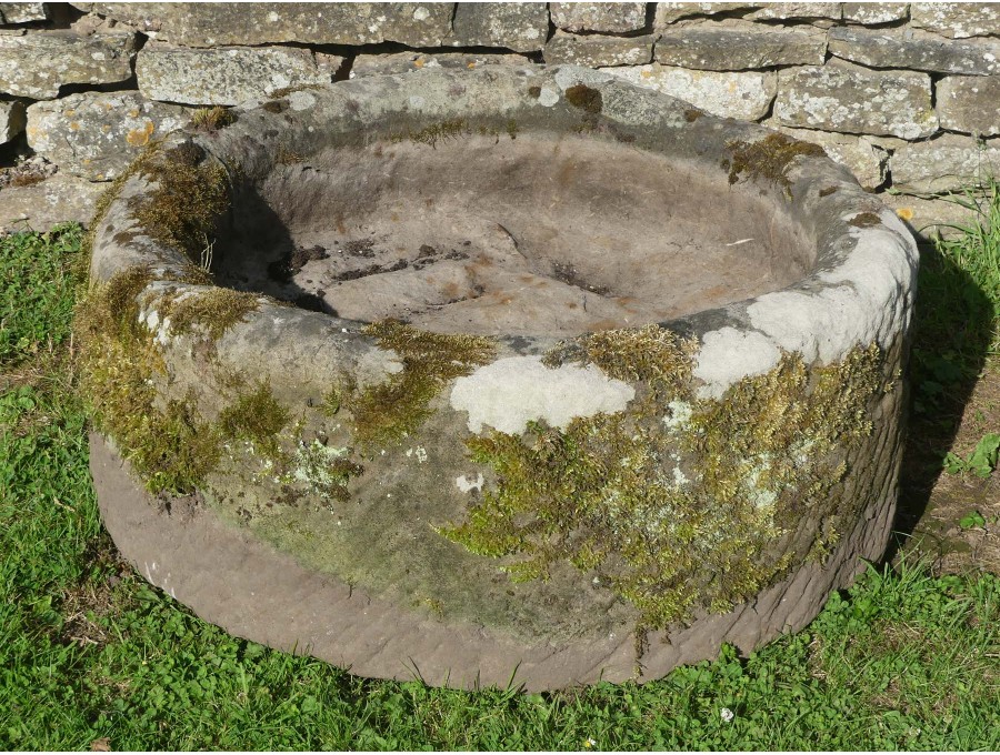 Antique Sandstone Round Trough