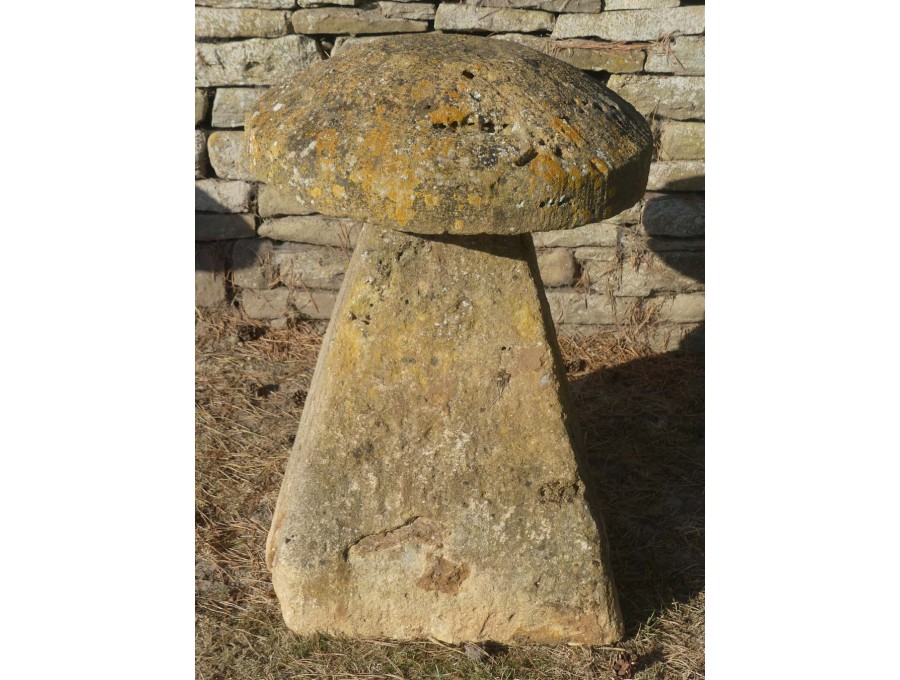 Antique Cotswold Stone Staddlestone