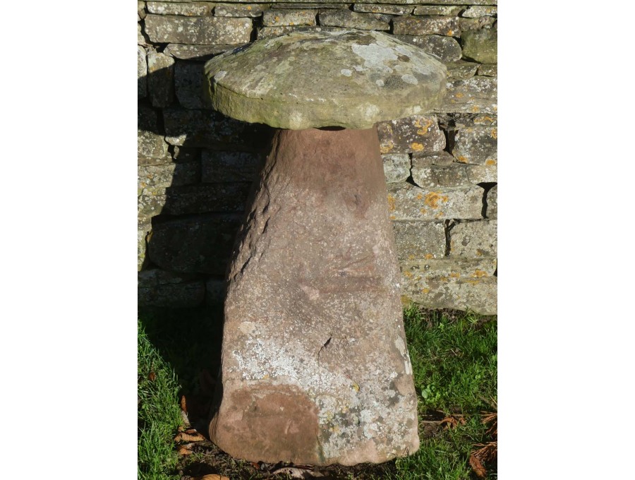 Antique Sandstone Staddlestone