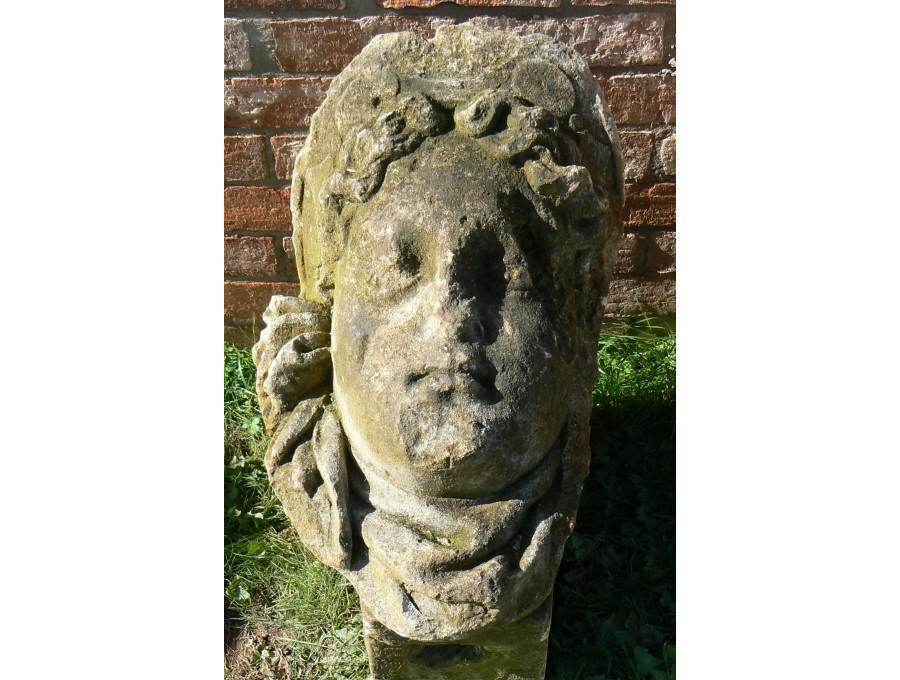 Antique Limestone Keystone