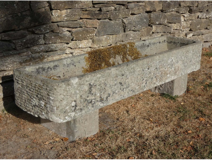 Rectangular Pennant Stone Trough