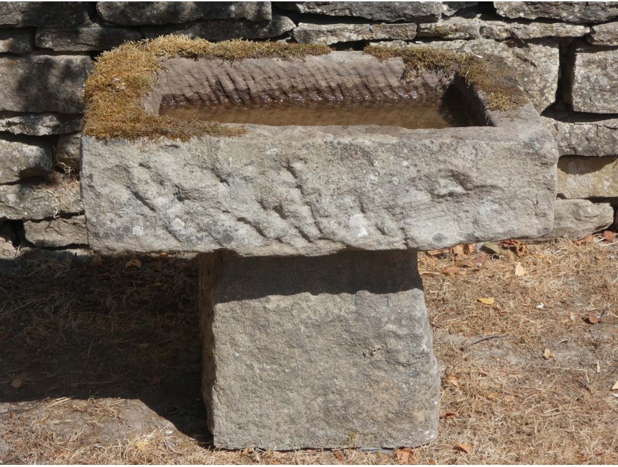 Antique Sandstone Trough Birdbath